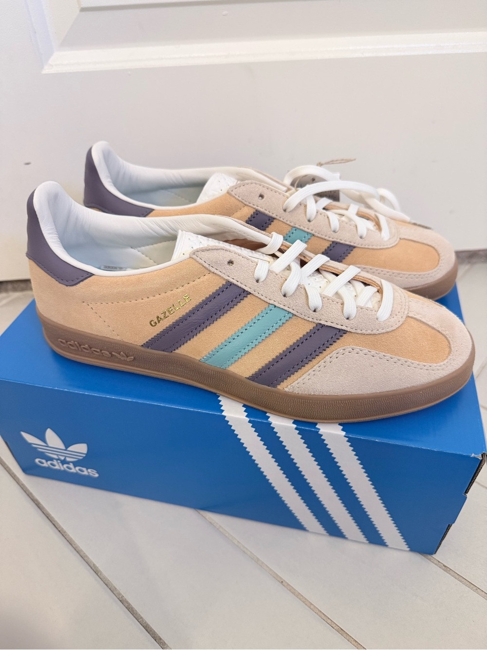 Adidas Gazelle Men’s Sneakers in Glow Orange,  Shadow Violet & Off White